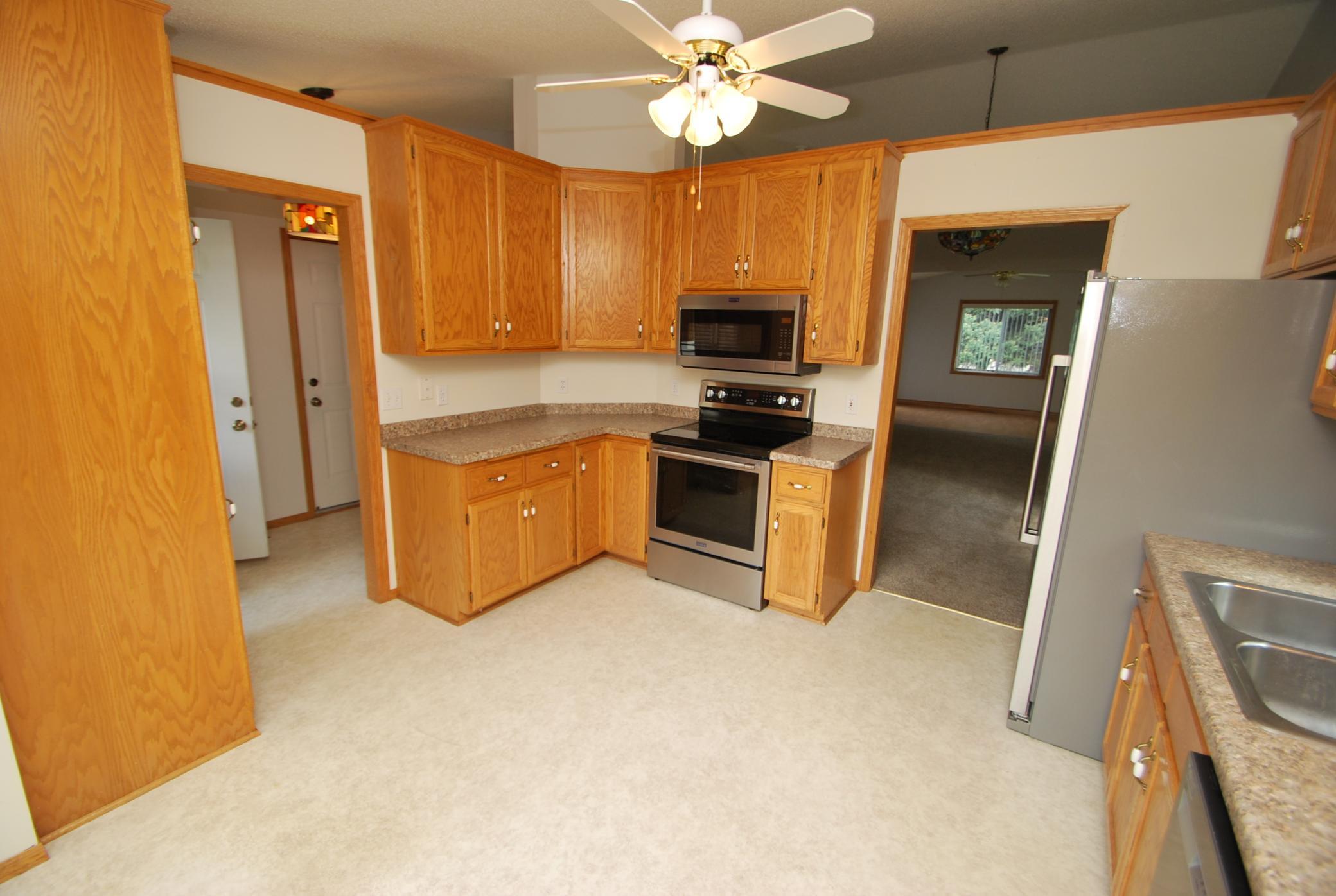 Ample cabinet space