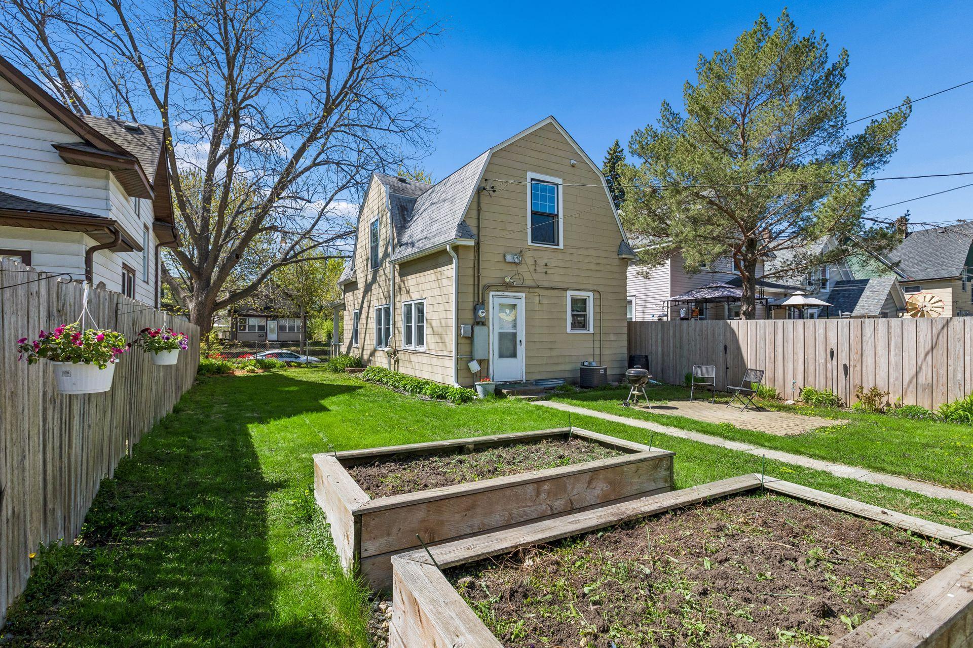 1505 Sherburne Avenue - Full BY.jpg