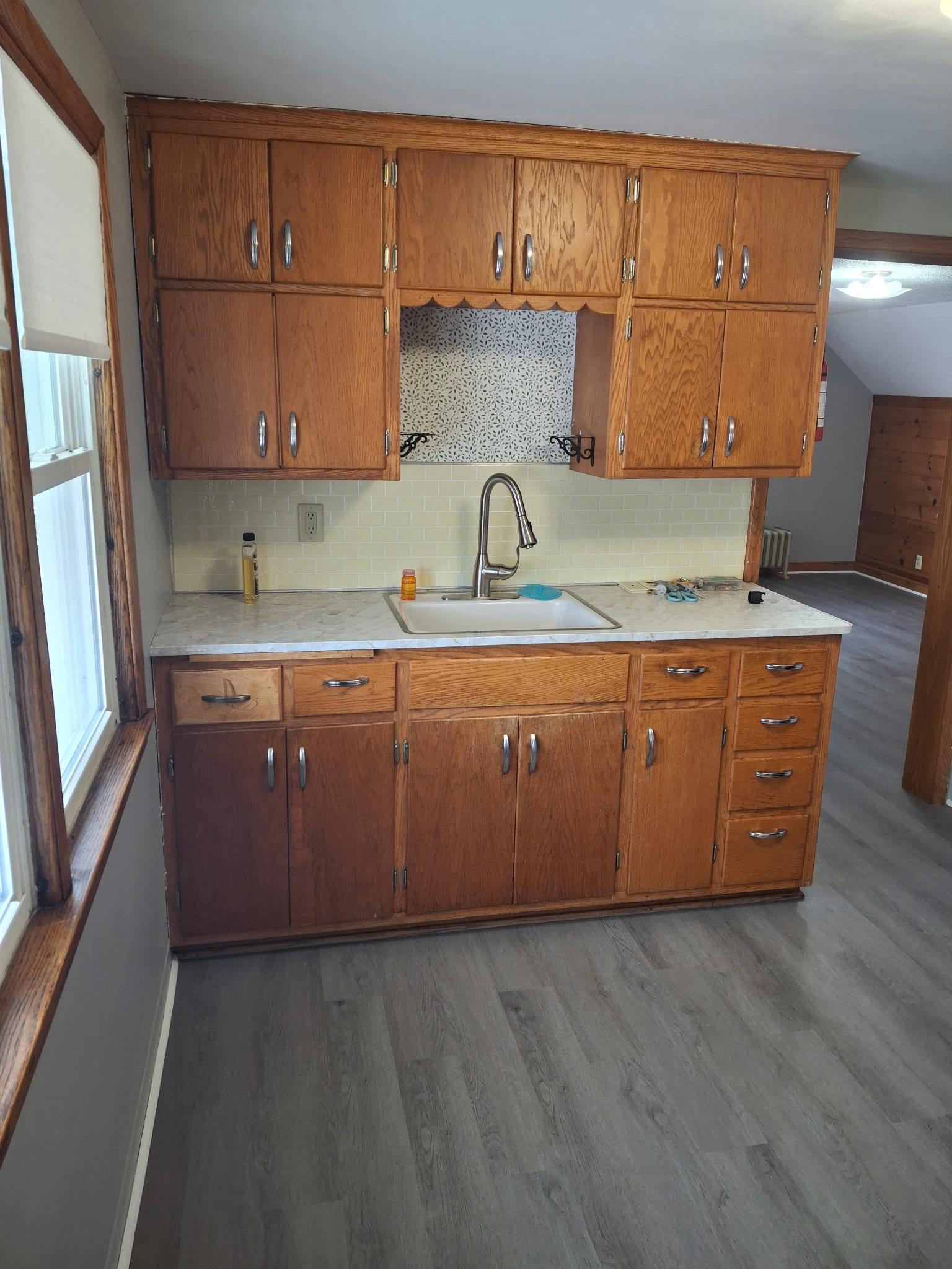 kitchen 2.jpg