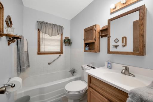 5323 6th Street NE, Minneapolis, MN 55421