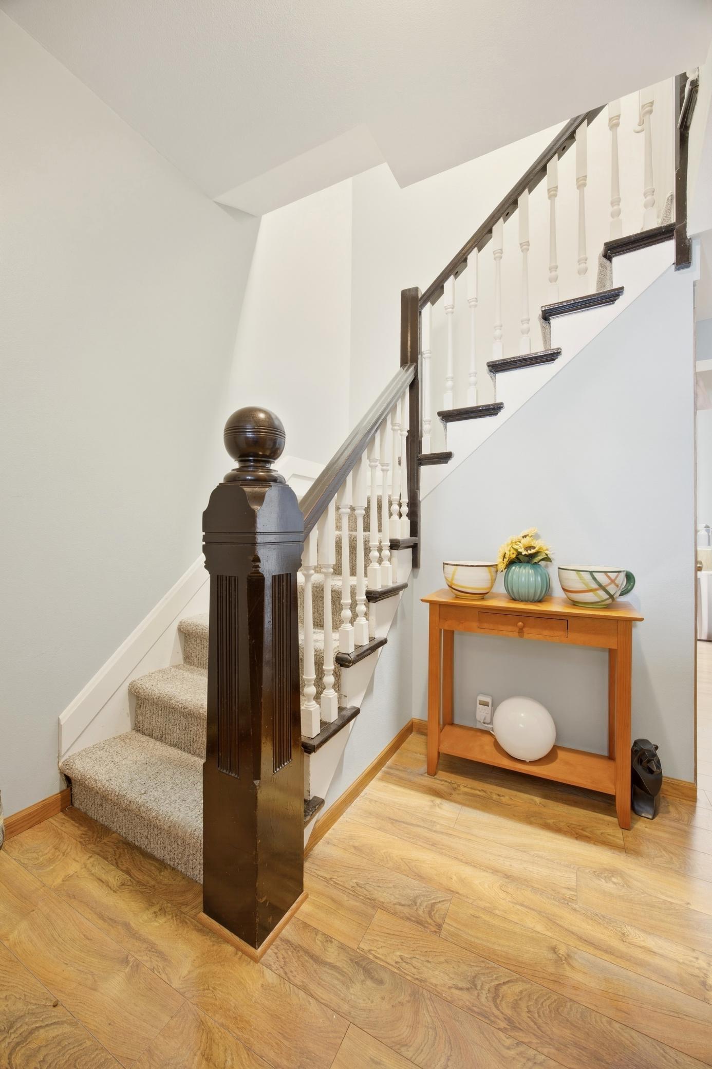 Stairs to 2nd Floor.jpg