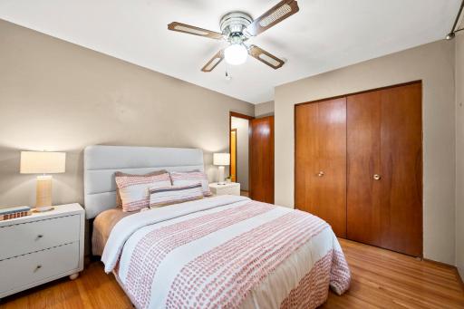 2245 Mapleview Avenue, Saint Paul, MN 55109