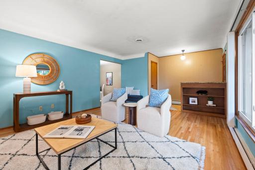 2245 Mapleview Avenue, Saint Paul, MN 55109