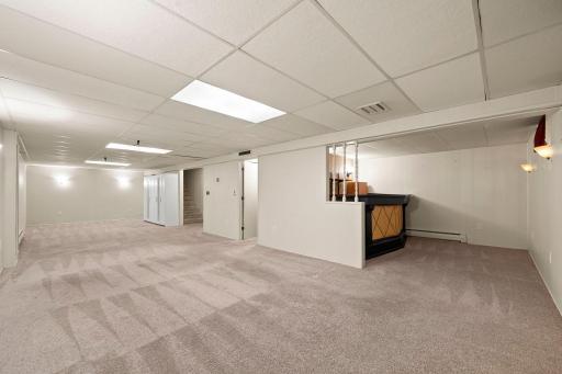 2245 Mapleview Avenue, Saint Paul, MN 55109
