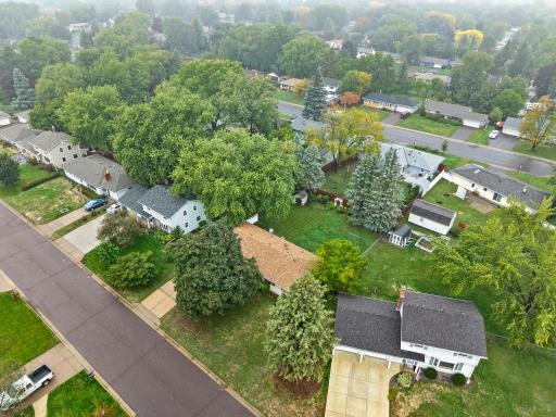 2245 Mapleview Avenue, Saint Paul, MN 55109