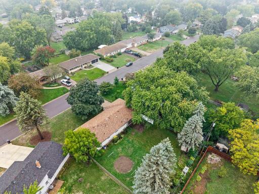 2245 Mapleview Avenue, Saint Paul, MN 55109