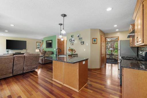3648 Mount Vernon Lane, Woodbury, MN 55129