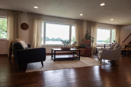 912 S Lafayette Avenue, Fulda, MN 56131