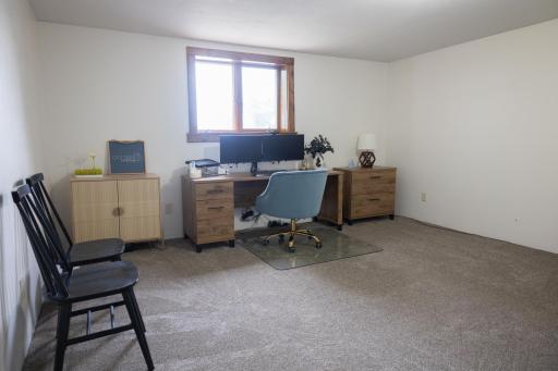 912 S Lafayette Avenue, Fulda, MN 56131