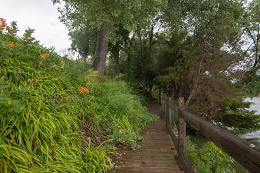 912 S Lafayette Avenue, Fulda, MN 56131