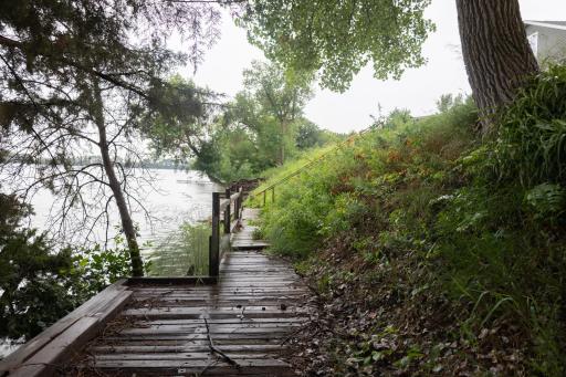 912 S Lafayette Avenue, Fulda, MN 56131