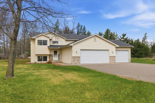 11825 Joneswood Drive, Baxter, MN 56425