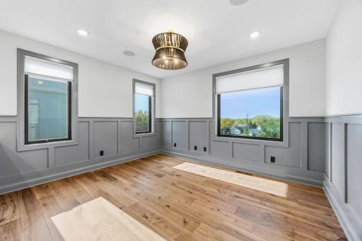 4725 Linden Cove Lane, Savage, MN 55378