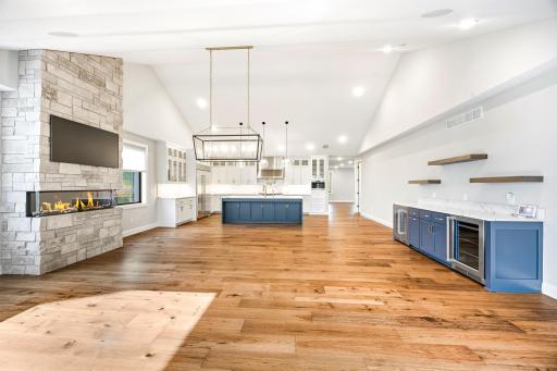 4725 Linden Cove Lane, Savage, MN 55378