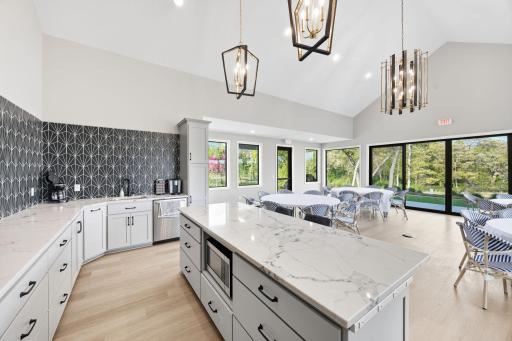 4725 Linden Cove Lane, Savage, MN 55378