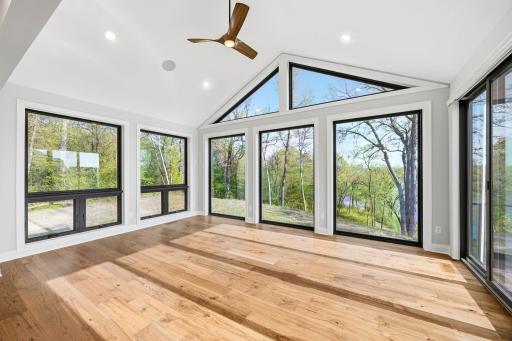 4725 Linden Cove Lane, Savage, MN 55378