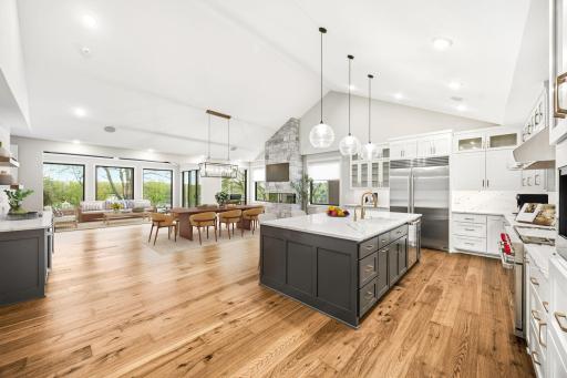 4725 Linden Cove Lane, Savage, MN 55378