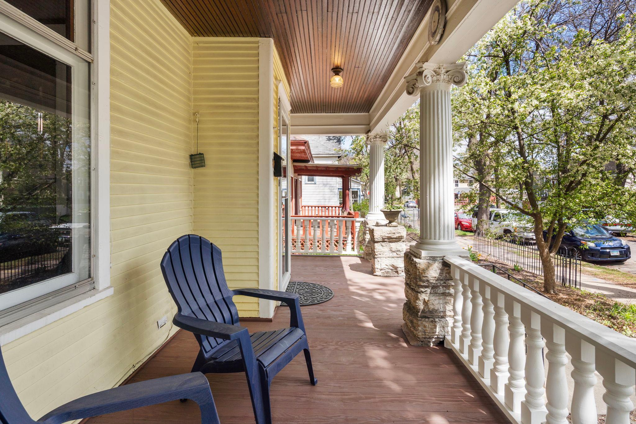 Come Enjoy a Sit On The Front Porch