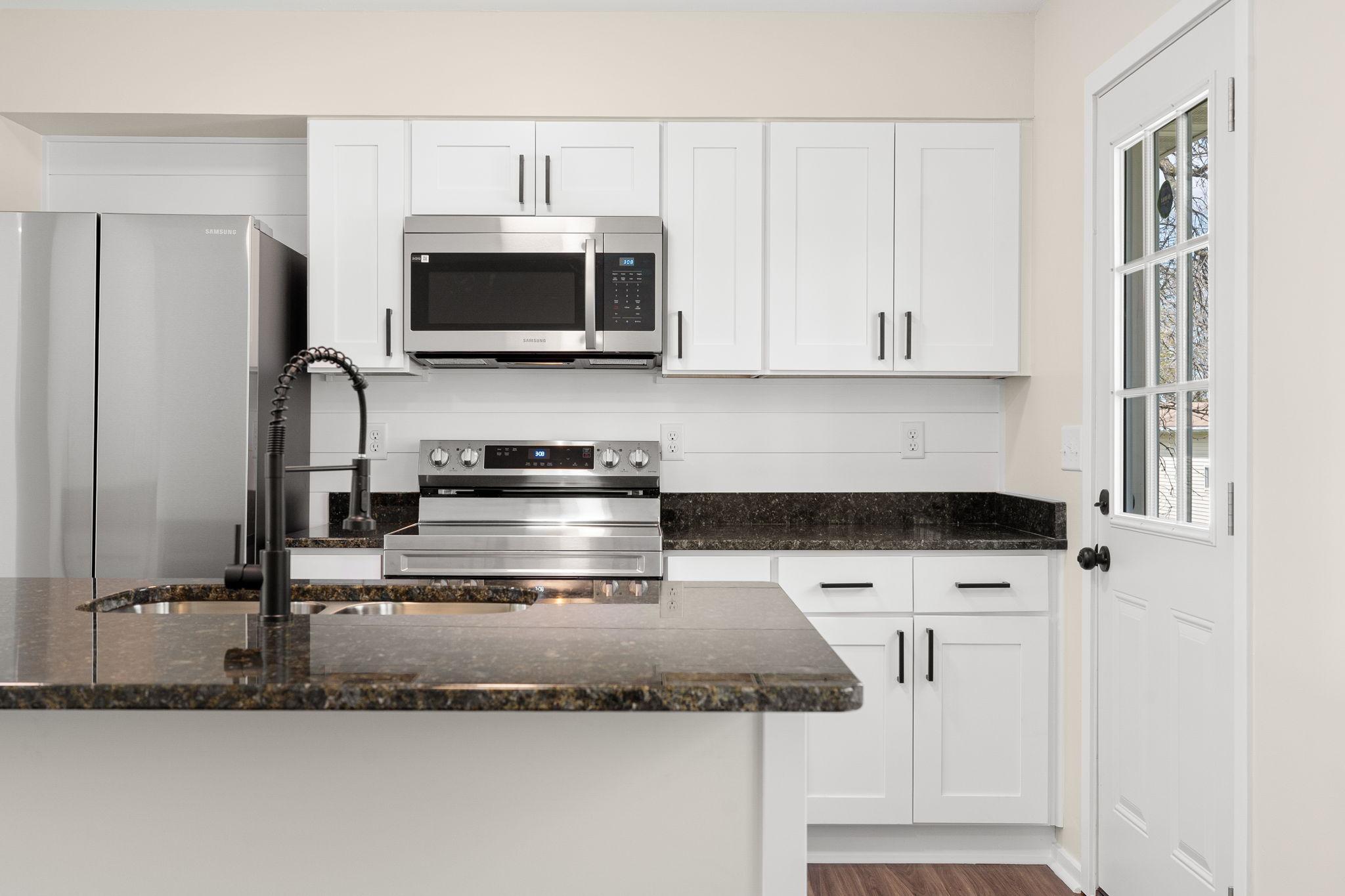 35-web-or-mls-2333-4th-ave-nw.jpg