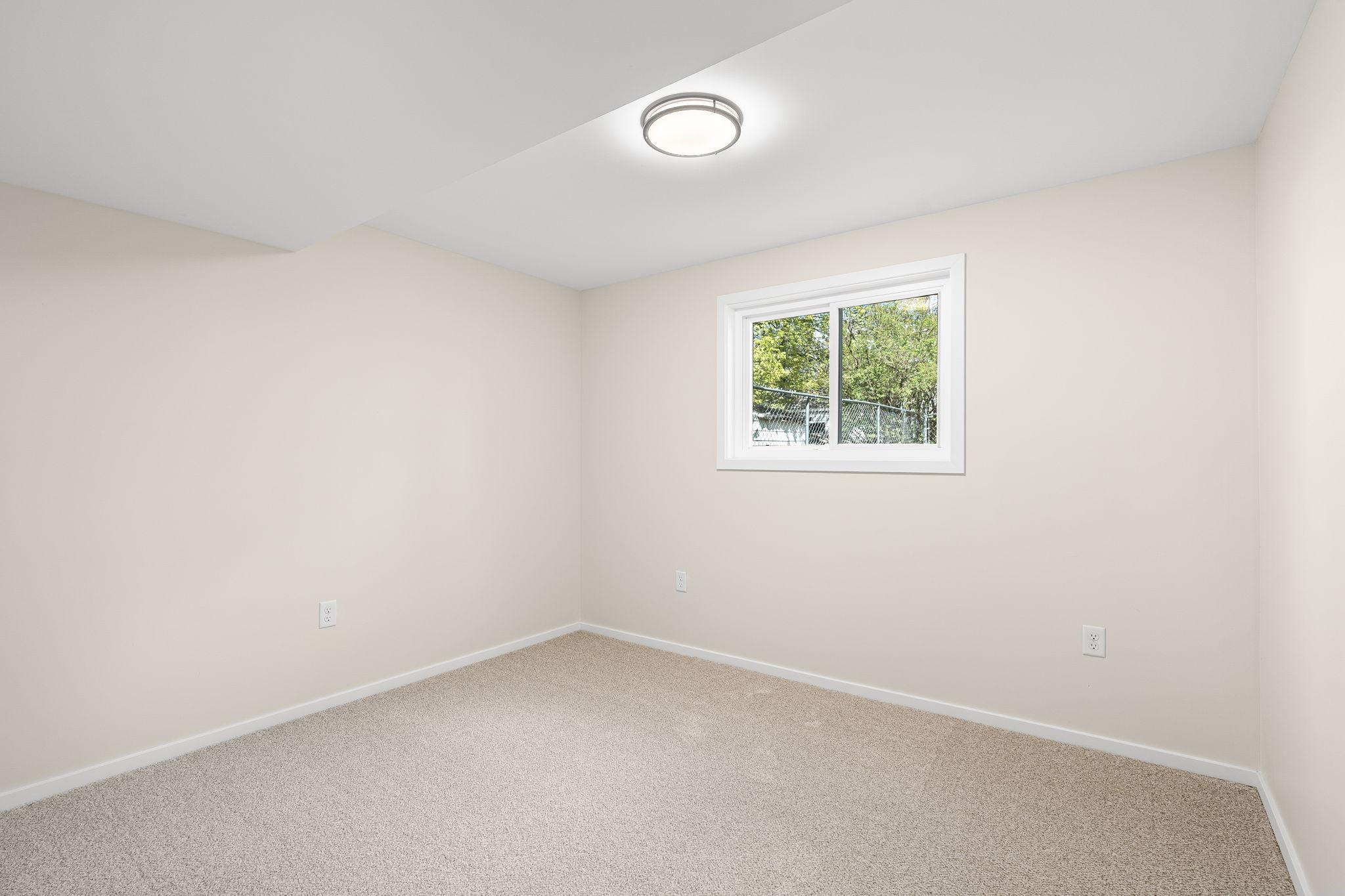 53-web-or-mls-2333-4th-ave-nw.jpg