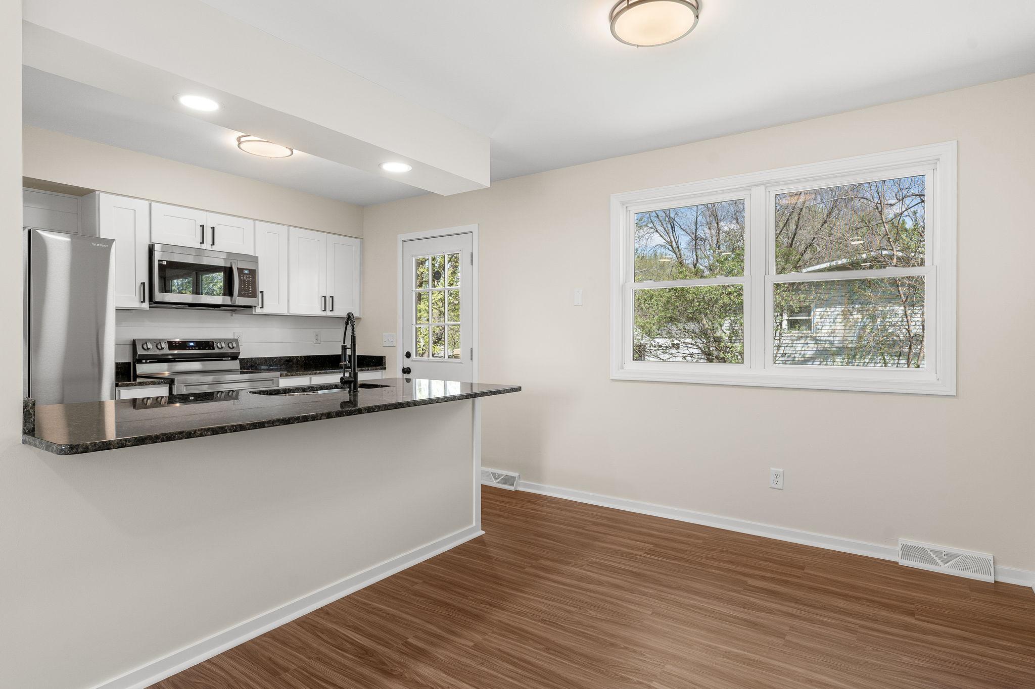 33-web-or-mls-2333-4th-ave-nw.jpg