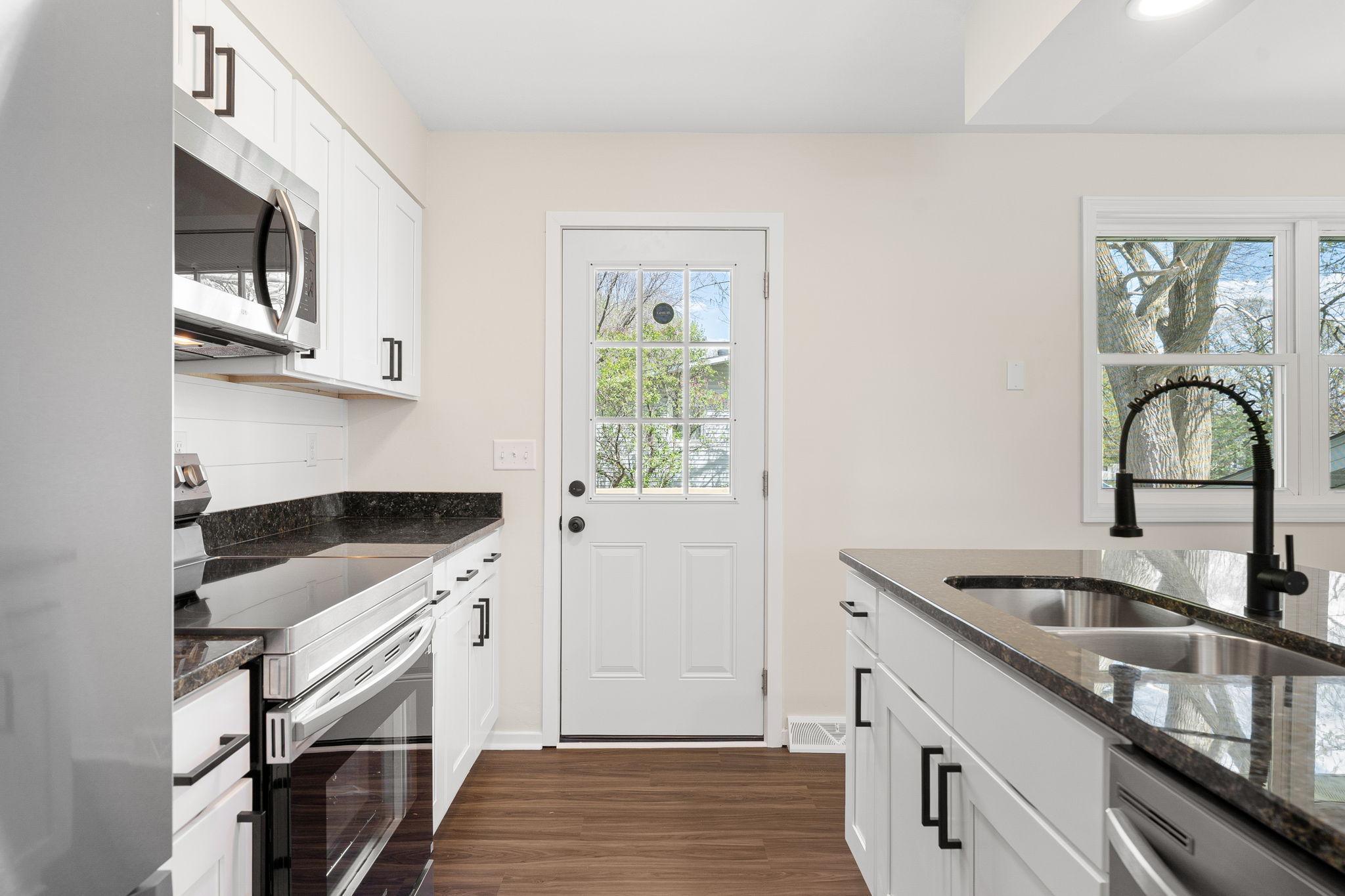 40-web-or-mls-2333-4th-ave-nw.jpg
