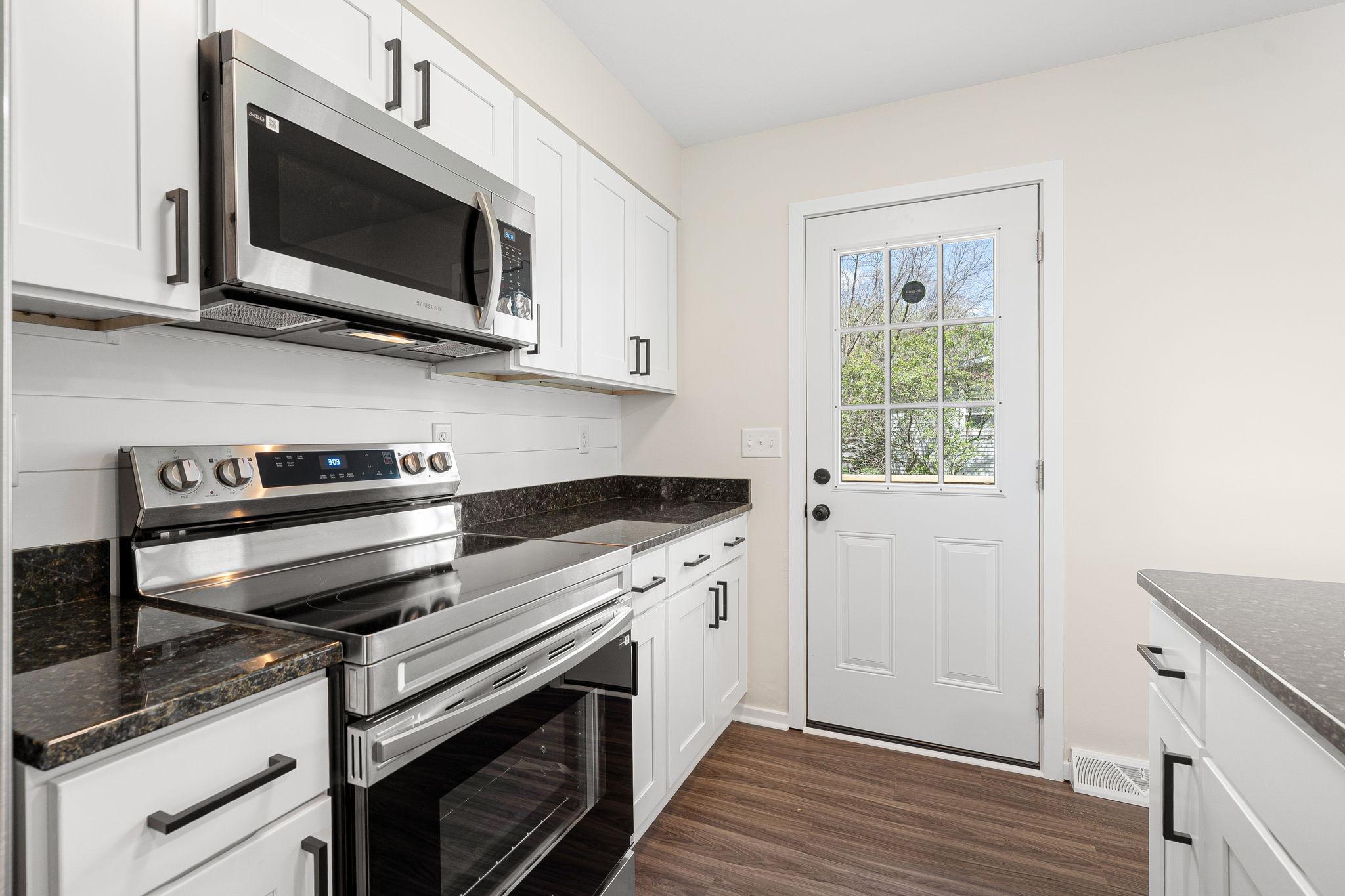 37-web-or-mls-2333-4th-ave-nw.jpg