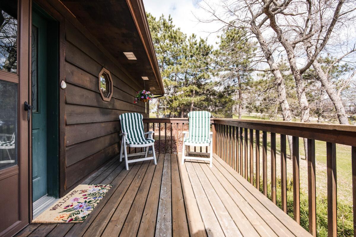 Highland Loop Front Porch