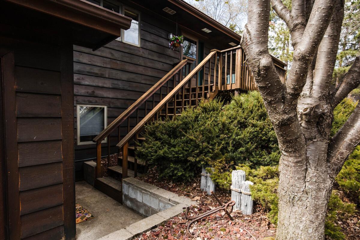 Highland Loop Front Entrance