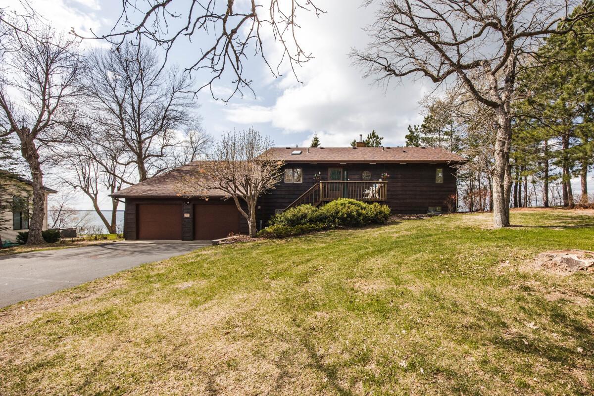 29823 Highland Loop