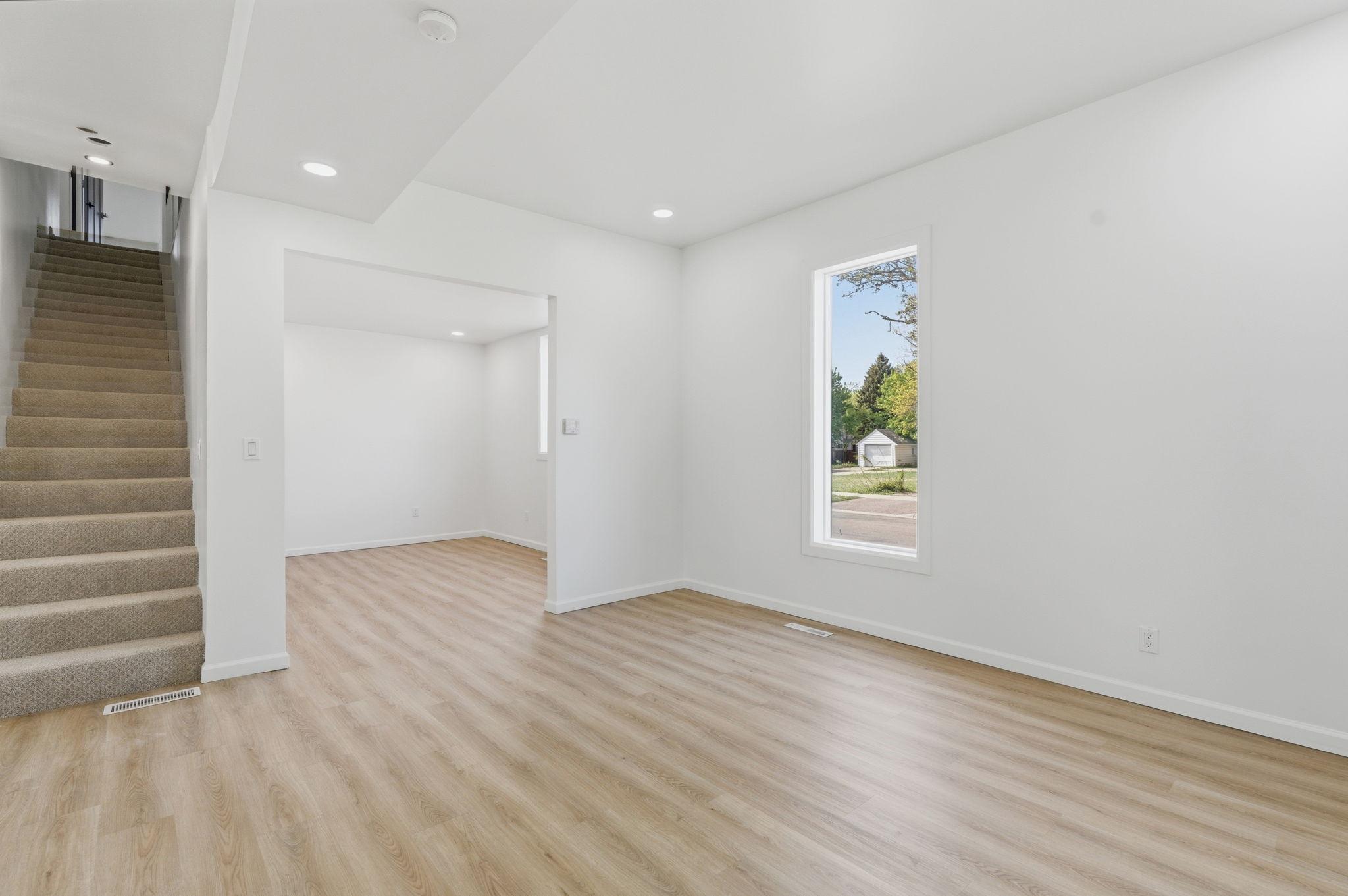 31-web-or-mls-611-3rd-st-nw.jpg