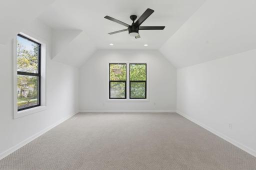 611 3rd Street NW, Austin, MN 55912