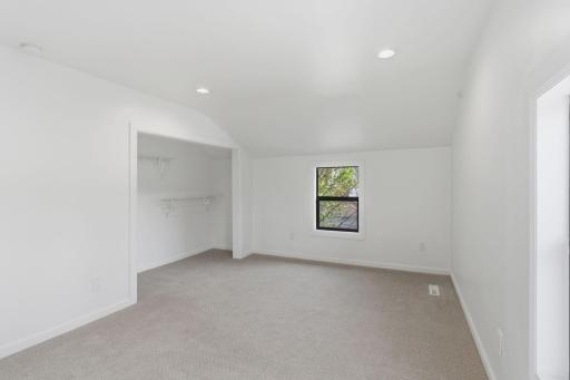 611 3rd Street NW, Austin, MN 55912