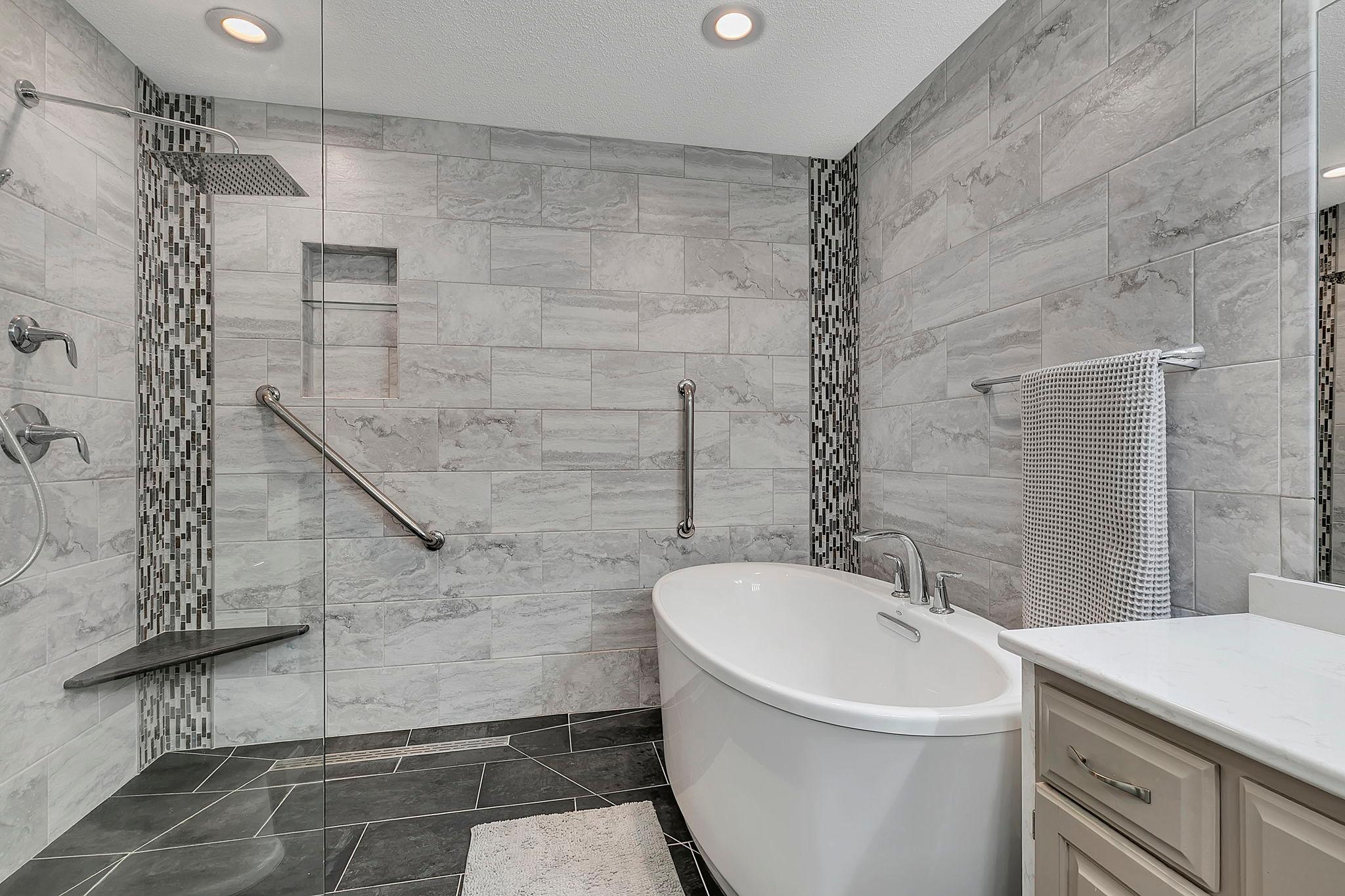 Primary Bath Walk-In Shower & Deep Soaker Tub