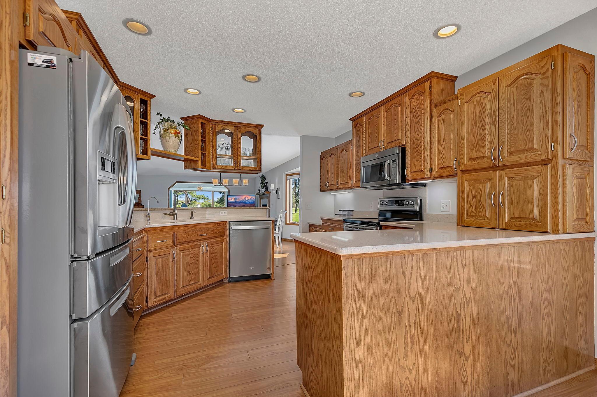 Kitchen - SS Appliances