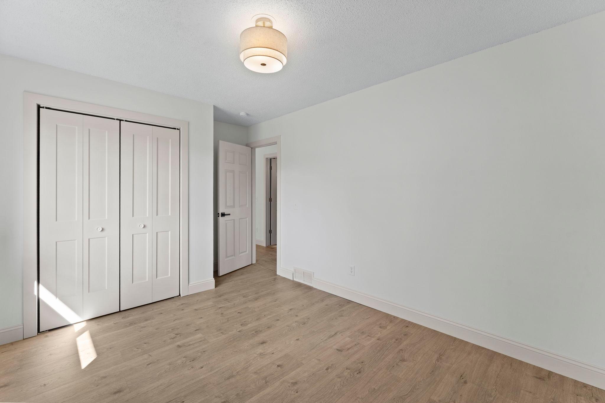 25-web-or-mls-1600 Roosevelt Dr-28.jpg