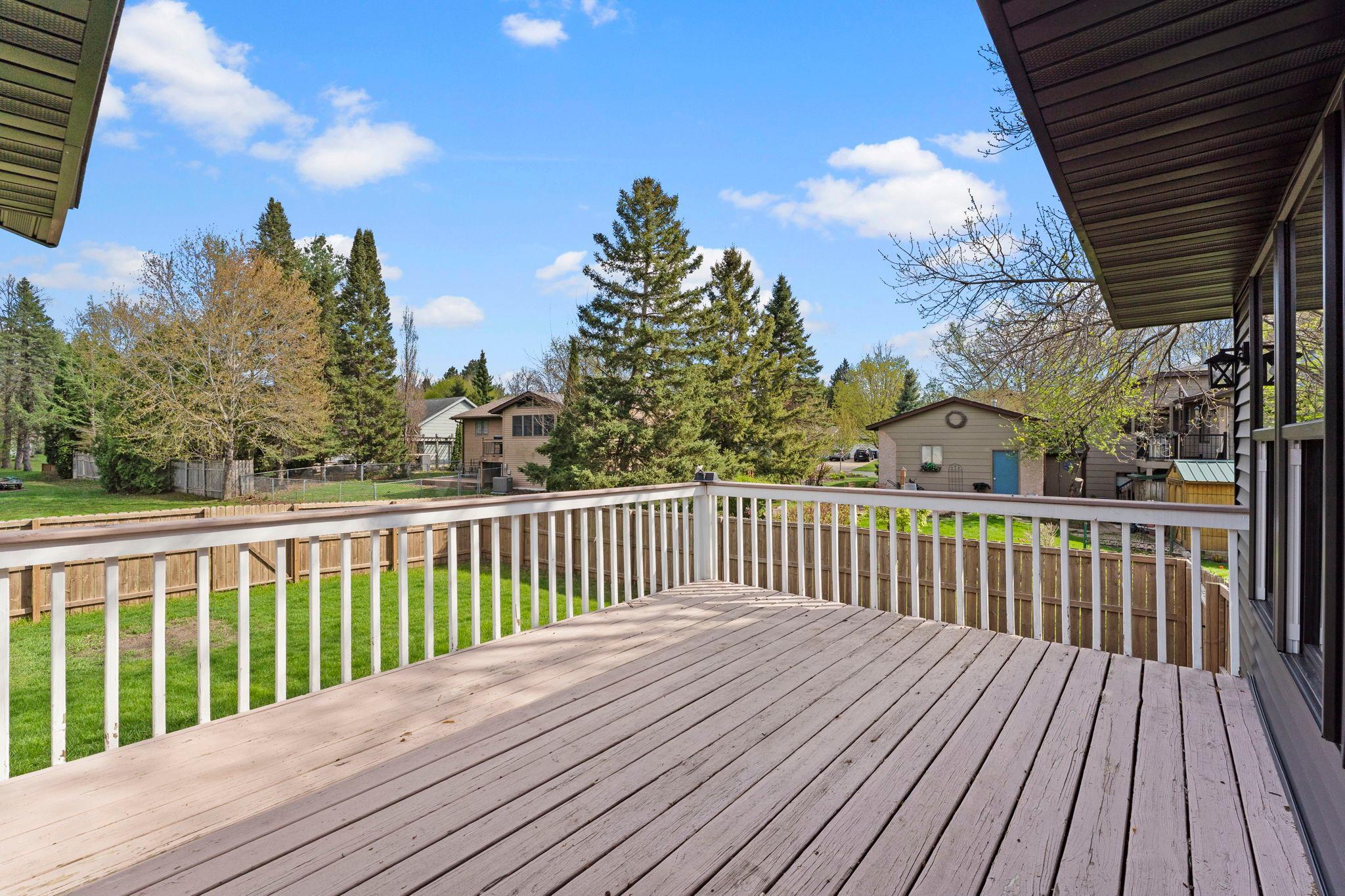 52-web-or-mls-1600 Roosevelt Dr-193.jpg