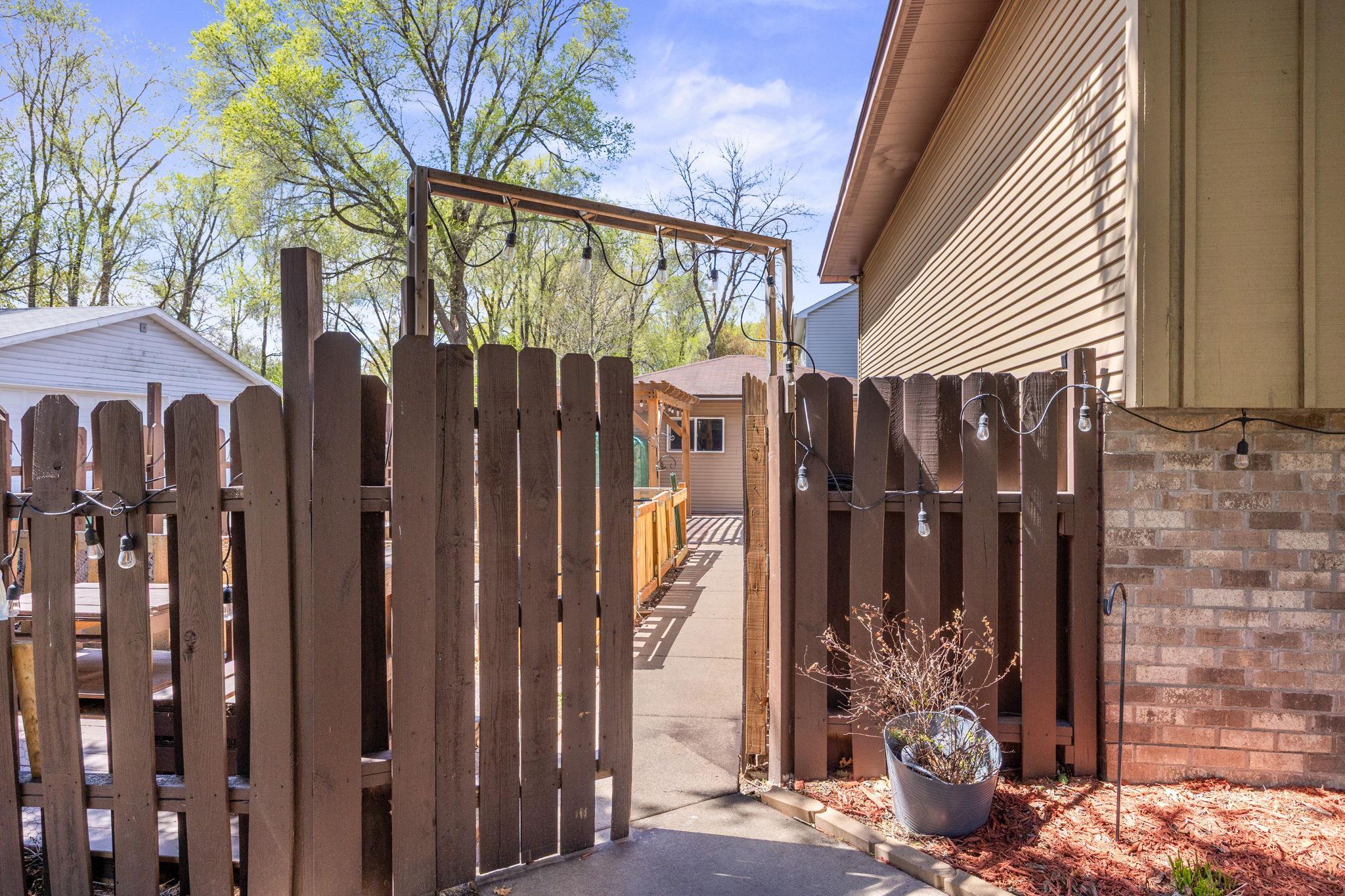 25-web-or-mls-121.jpg