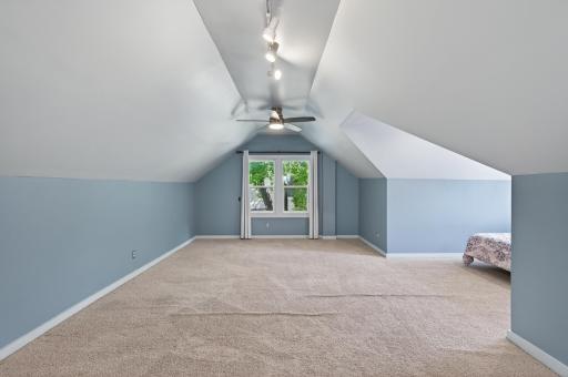 4048 17th Avenue S, Minneapolis, MN 55407