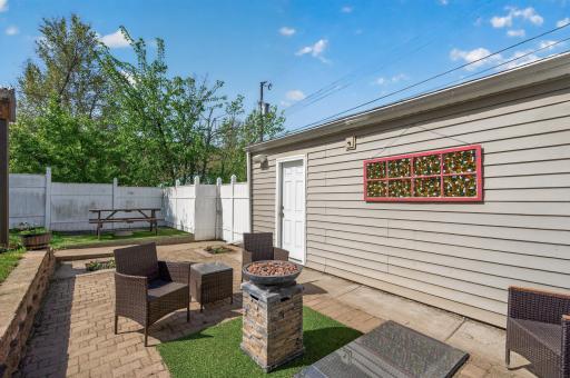 4048 17th Avenue S, Minneapolis, MN 55407