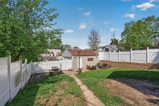 4048 17th Avenue S, Minneapolis, MN 55407