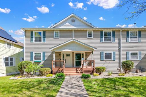 712 Stewart Avenue, Saint Paul, MN 55102