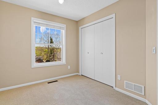 712 Stewart Avenue, Saint Paul, MN 55102
