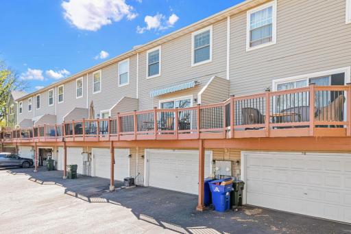 712 Stewart Avenue, Saint Paul, MN 55102