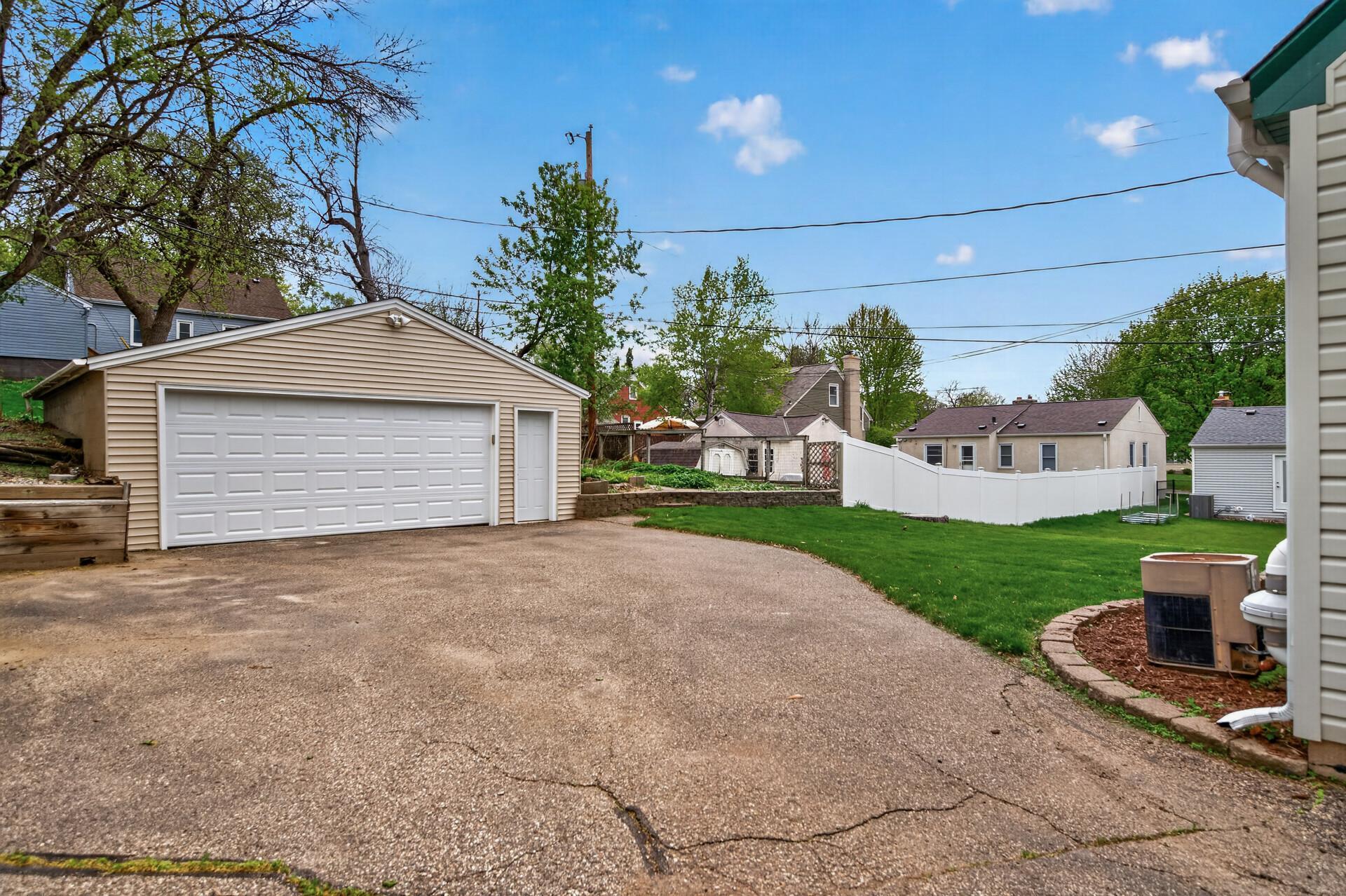 Spacious 2 car garage