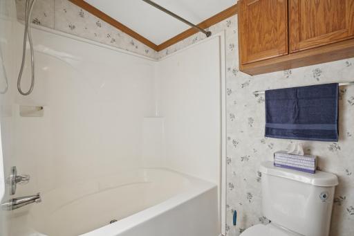 Bedroom 3 bathroom