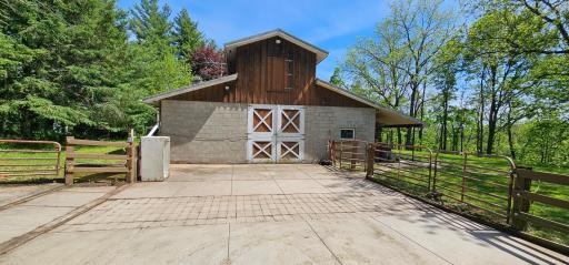 35423 Skyview Drive, Winona, MN 55987