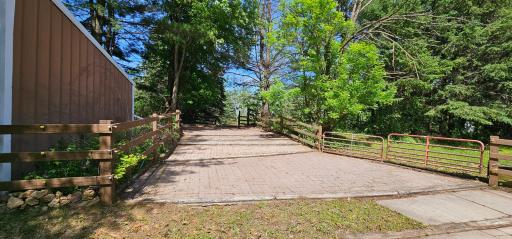 35423 Skyview Drive, Winona, MN 55987