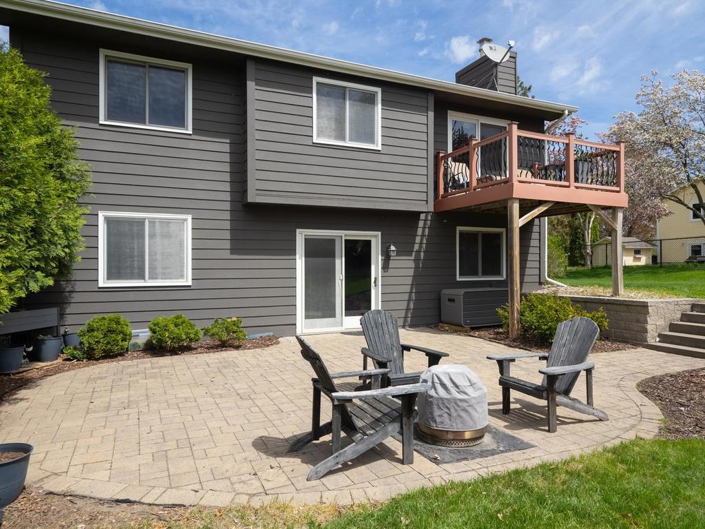 Paver private patio