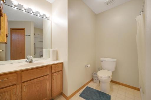 9462 Prairieview Trail N, Champlin, MN 55316